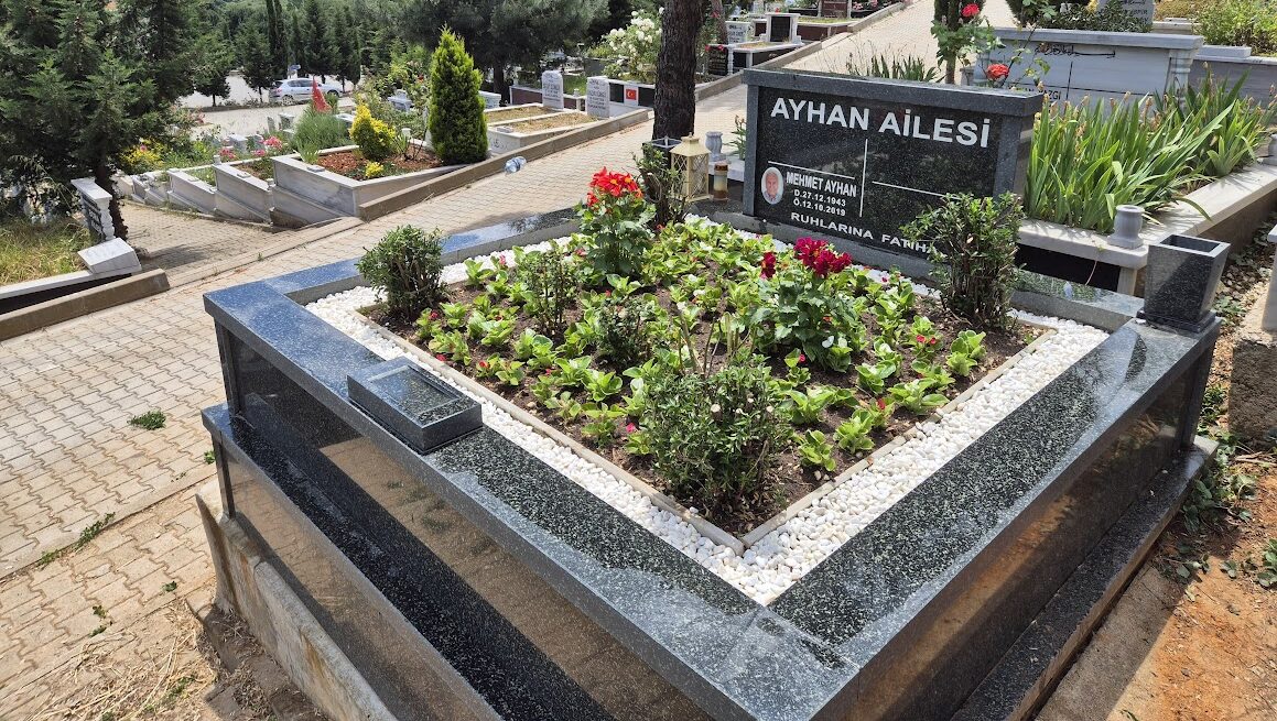 Ana Sayfa 2 aylık mezar bakımı, mezar bakım hizmetleri, profesyonel mezar bakımı, mezar temizliği, mezar taşı bakımı, mezar düzenleme, mezar bakımı fiyatları, mezar bakımı nasıl yapılır ?